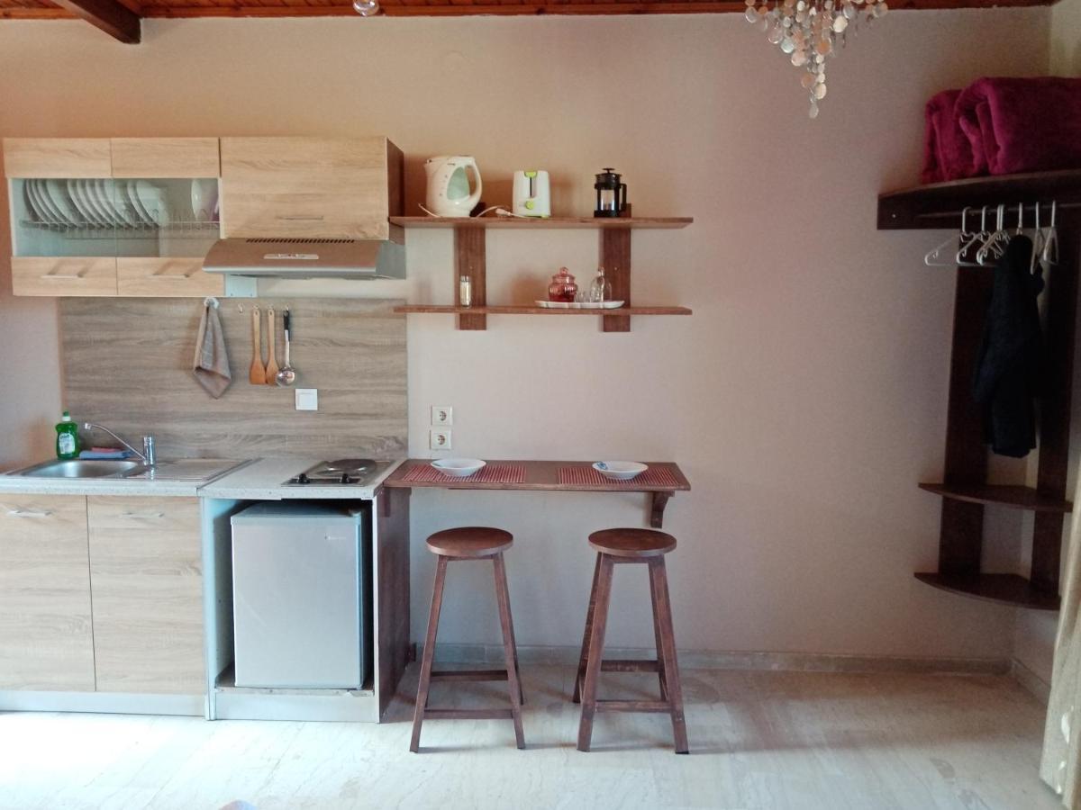 Maria Corfu Apartments 메손기 외부 사진
