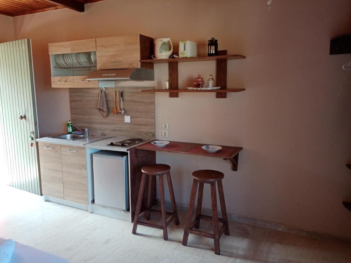 Maria Corfu Apartments 메손기 외부 사진
