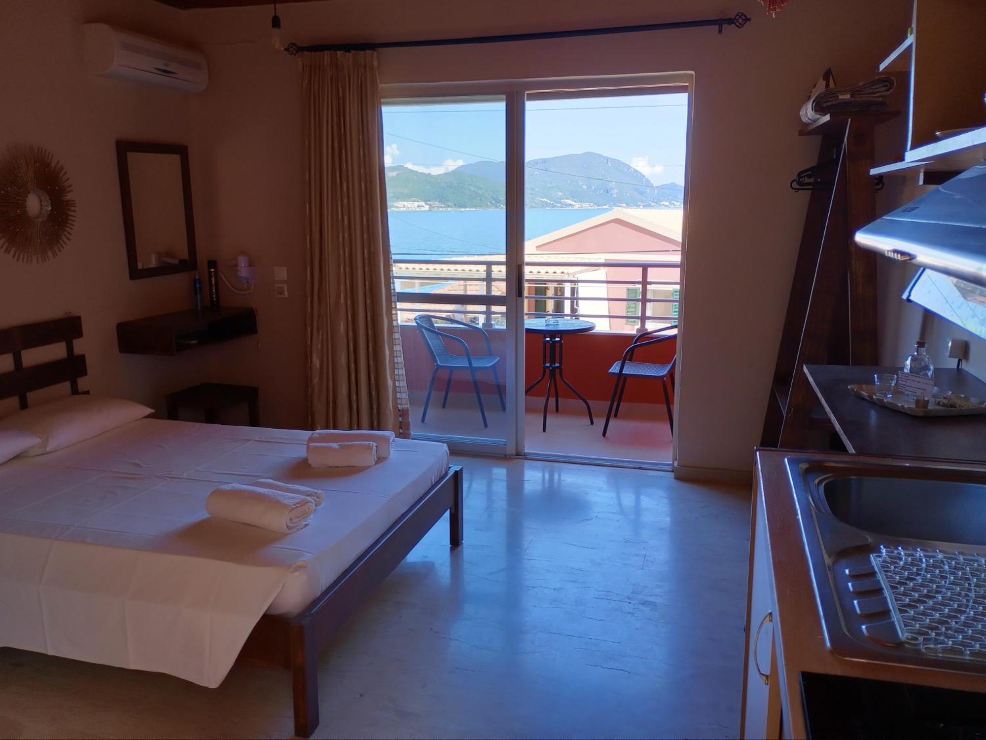 Maria Corfu Apartments 메손기 외부 사진