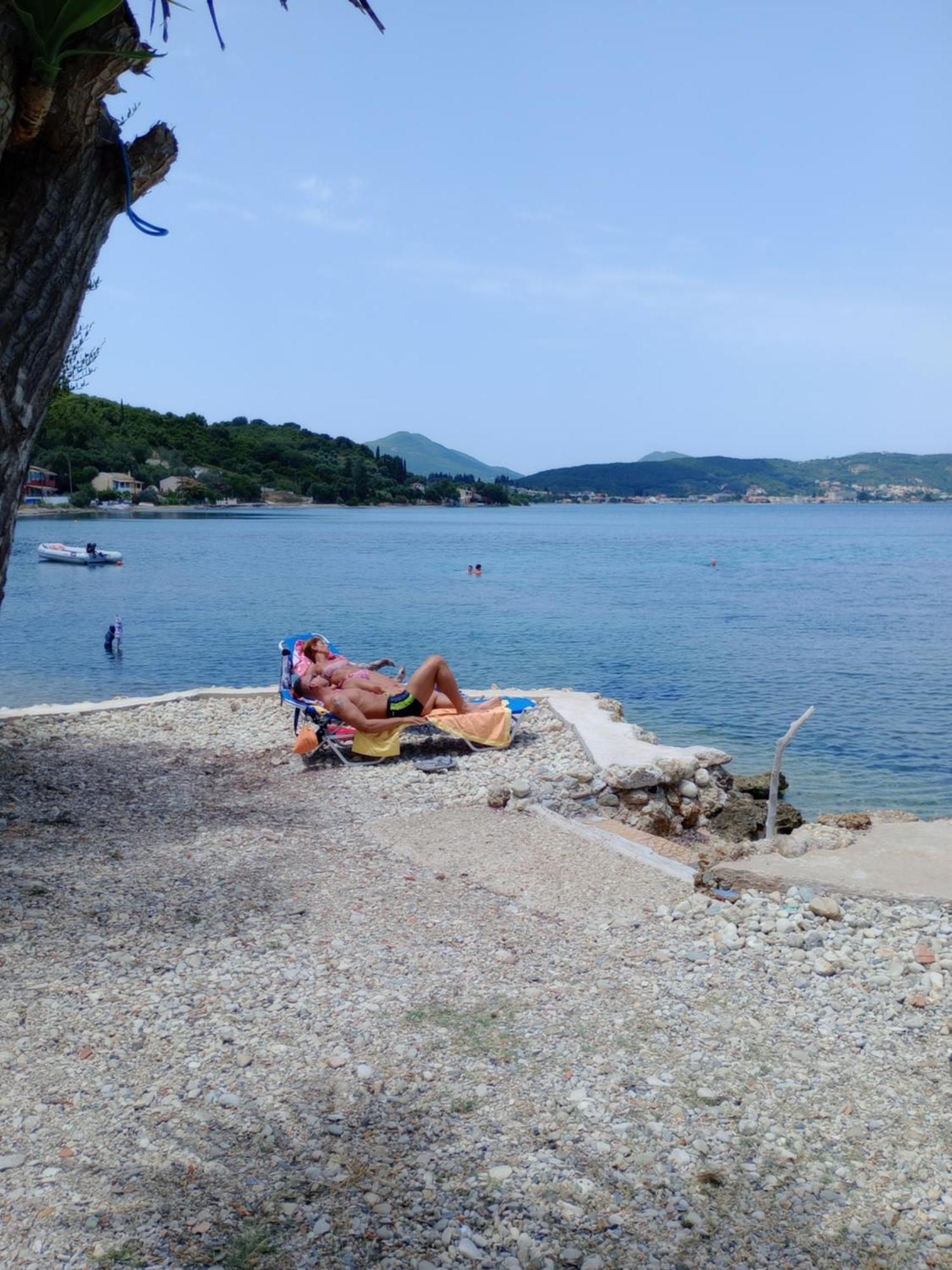 Maria Corfu Apartments 메손기 외부 사진